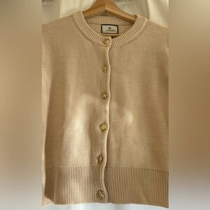 NWT Women's Tuckernuck Cream Cardigan Sweater with Gold Shell Buttons, Sz Medium